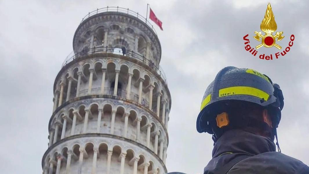 Quasi 20 interventi al giorno, l’impegno dei pompieri non solo sugli incendi: “Crescono gli incidenti”