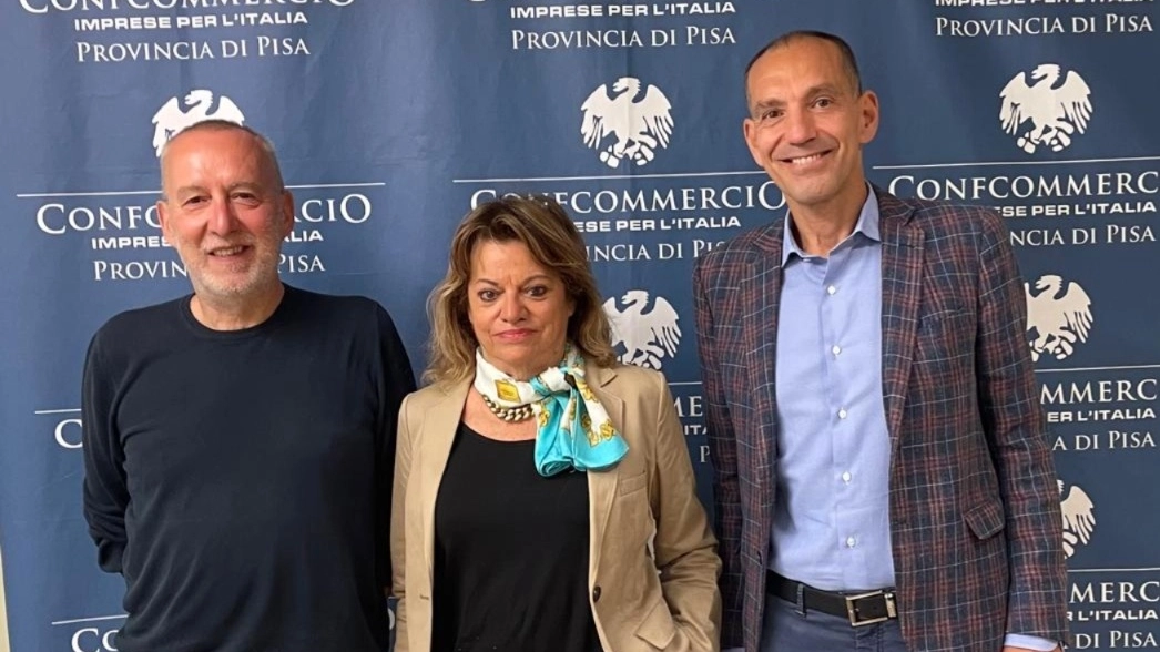 Il direttore di Confcommercio Pieragnoli e la presidente dell'ASI Pisa Edna Ghobert