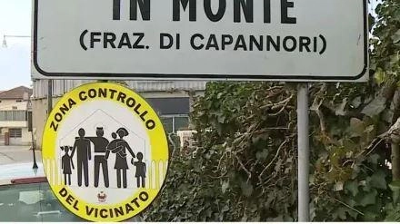 Posti auto come il celebre francobollo, introvabile, il Gronchi rosa. Accade a chi si reca alla Posta di Segromigno Monte....