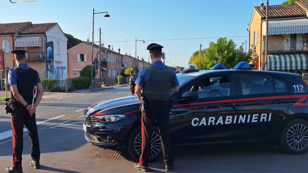 I carabinieri eseguono una misura cautelare per maltrattamenti in famiglia